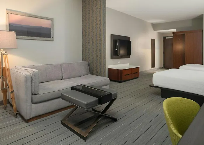 Fairfield Inn & Suites By Marriott Gatlinburg Downtown